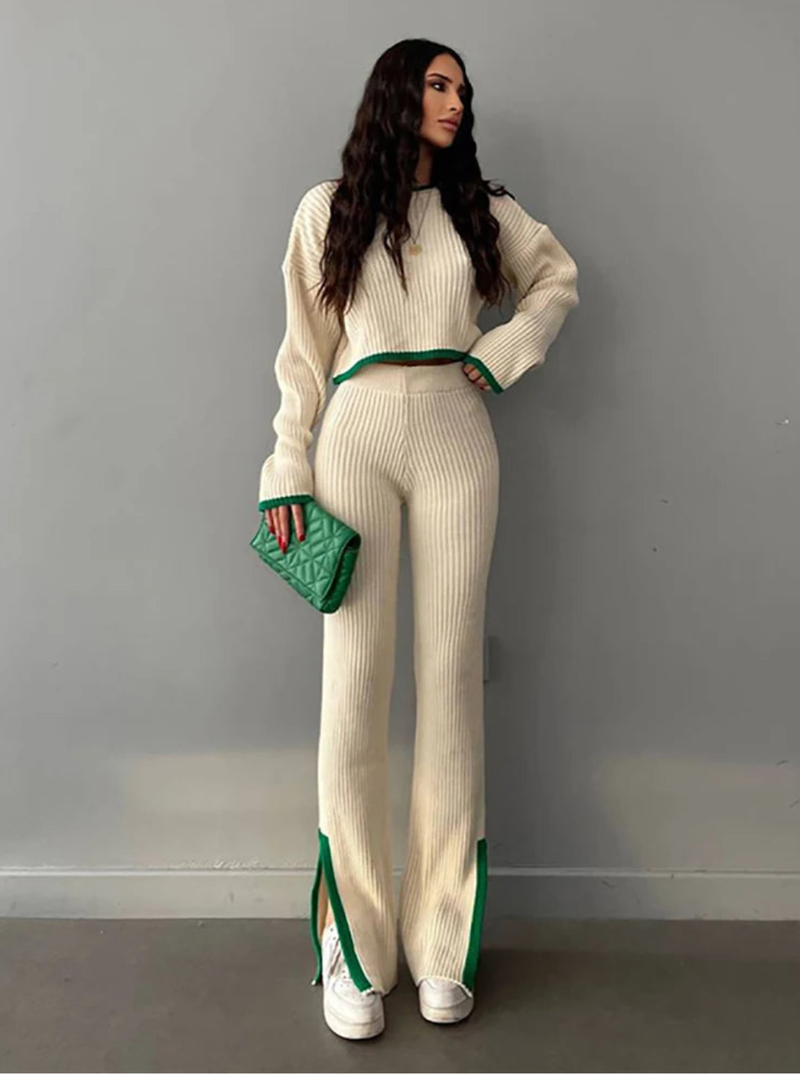 CONJUTO FEMININO ESTILOSO