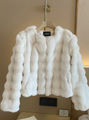 CASACO FEMININO DE PELÚCIA