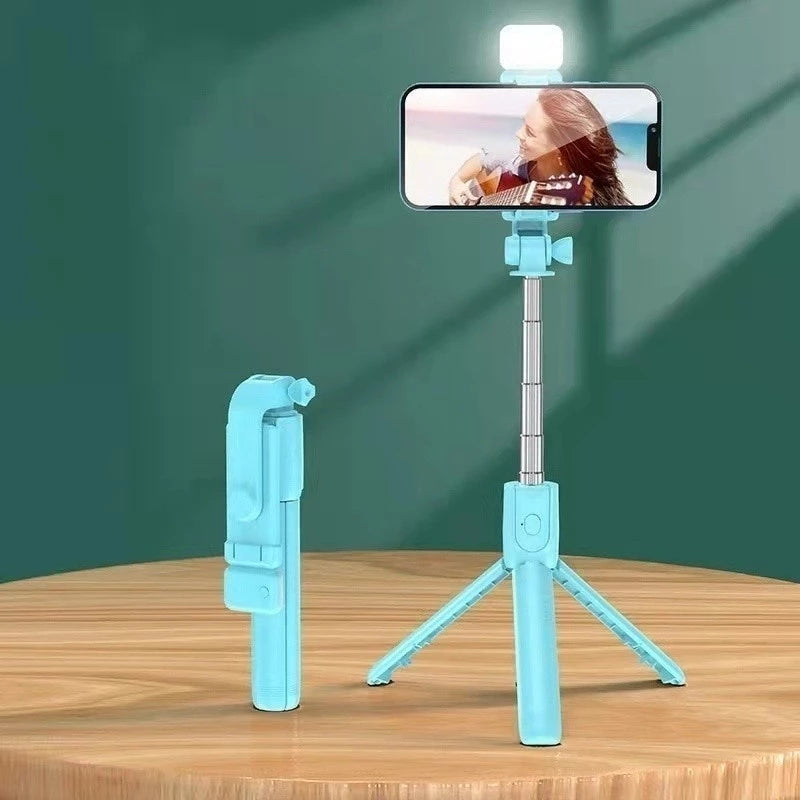 Bastão Pau de selfie Tripé Retrátil Com Luz LED Controle Bluetooth Celular