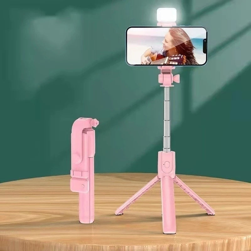 Bastão Pau de selfie Tripé Retrátil Com Luz LED Controle Bluetooth Celular